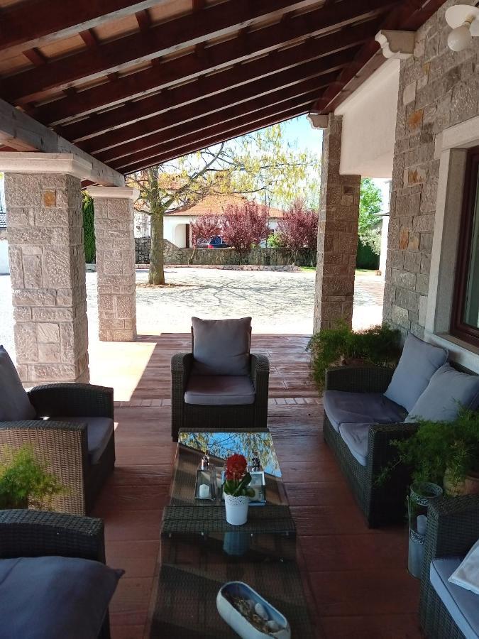 Castle House Rooms, Swimming Pool & Sauna & Tennis Court & Wine Cellar Sežana Dış mekan fotoğraf