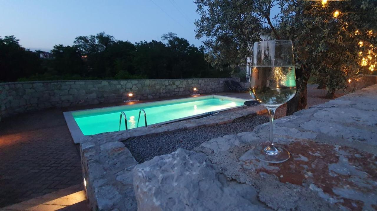 Castle House Rooms, Swimming Pool & Sauna & Tennis Court & Wine Cellar Sežana Dış mekan fotoğraf