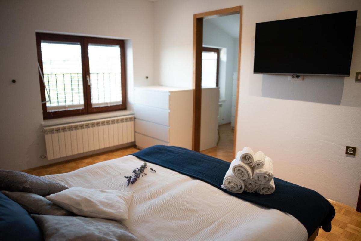 Castle House Rooms, Swimming Pool & Sauna & Tennis Court & Wine Cellar Sežana Dış mekan fotoğraf